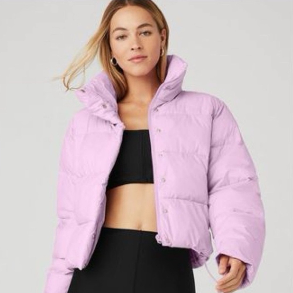 Baby pink Alo Yoga Gold Rush puffer